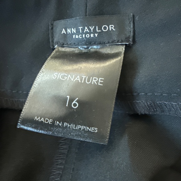 Ann Taylor - Picture 2 of 3